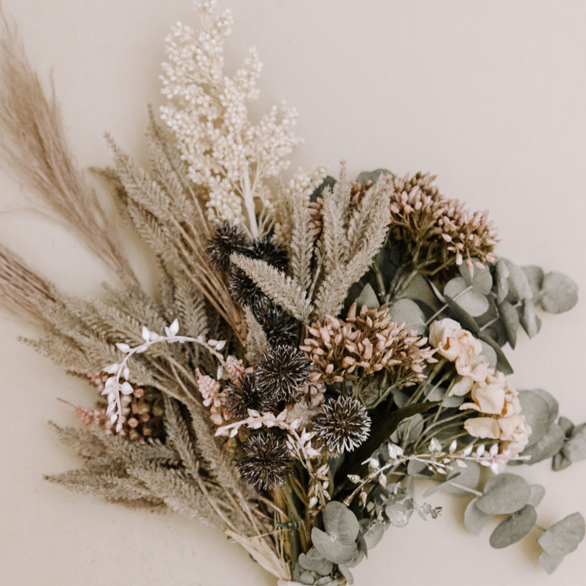 Guide to Drying & Preserving Bouquet Flowers